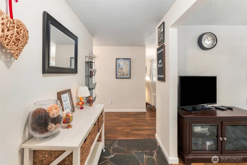 Property photo for 4905 93rd Avenue W, University Place photo 4