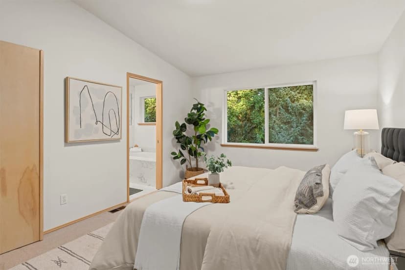 Property photo for 13924 126th Avenue Ne, Kirkland photo 19
