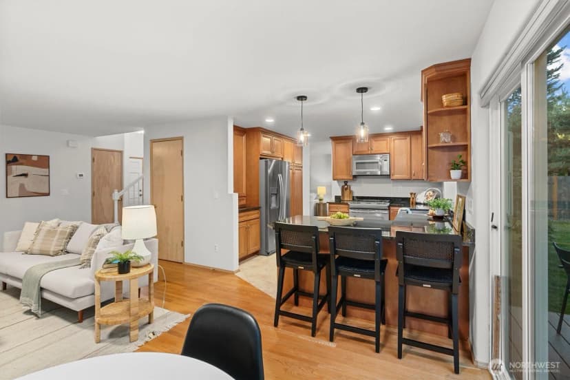 Property photo for 13924 126th Avenue Ne, Kirkland photo 12
