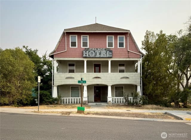 Property photo for 12 E 4th Avenue, Odessa