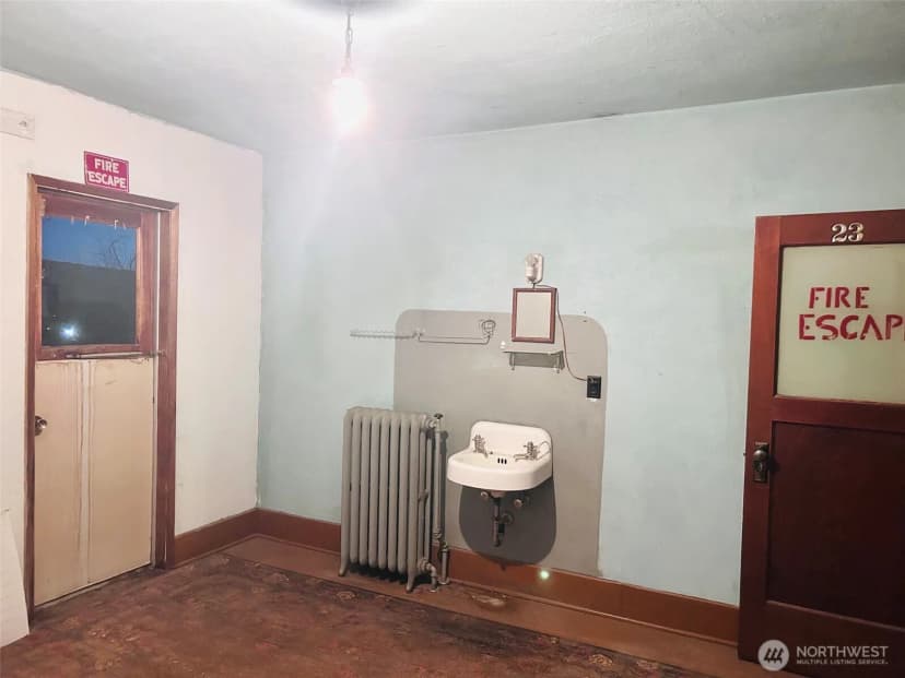 Property photo for 12 E 4th Avenue, Odessa photo 13