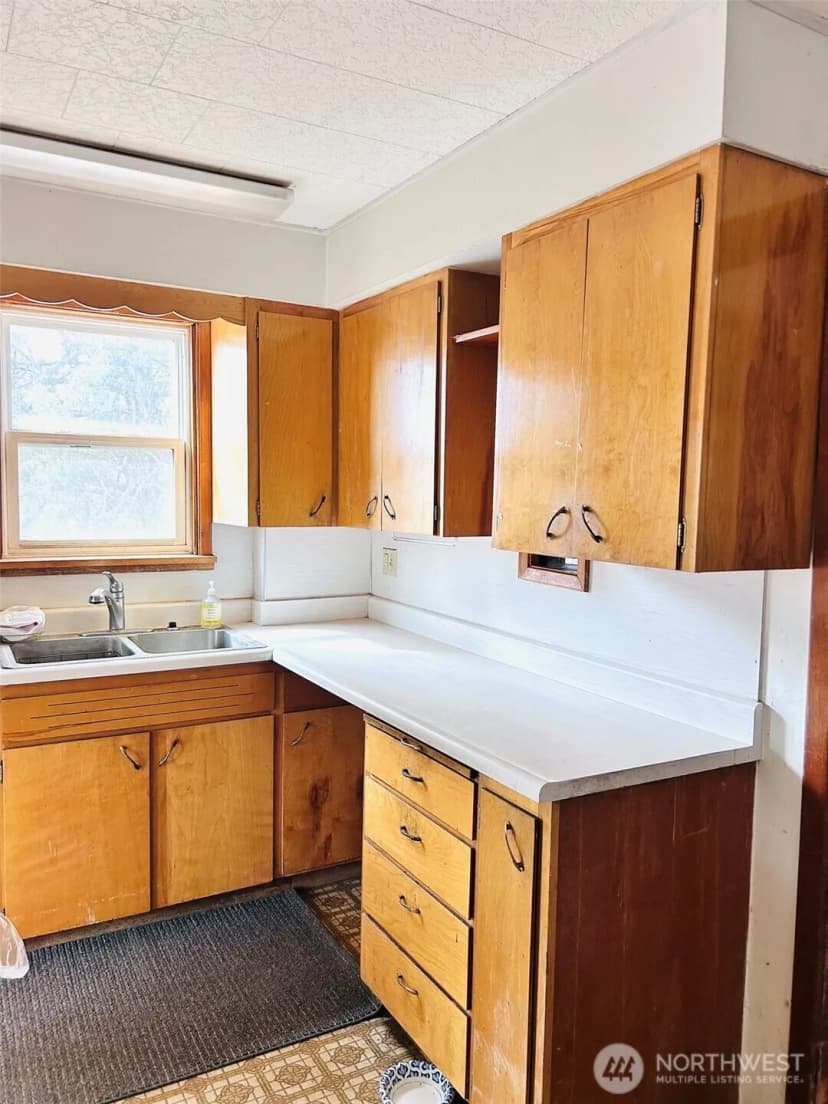 Property photo for 12 E 4th Avenue, Odessa photo 6