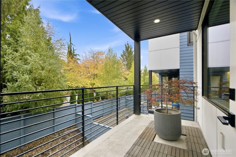 Property photo for 21725 25th Avenue Se #d, Bothell photo 16