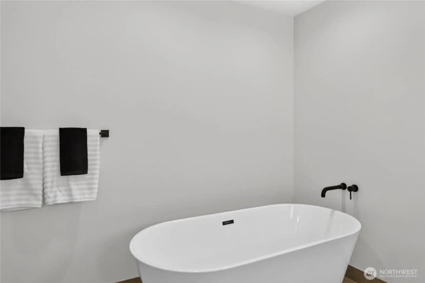 Property photo for 5907 105th Avenue Ne, Kirkland photo 27
