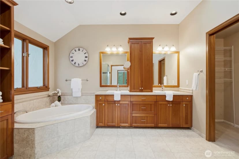 Property photo for 19745 Ne 127th Place, Woodinville photo 23