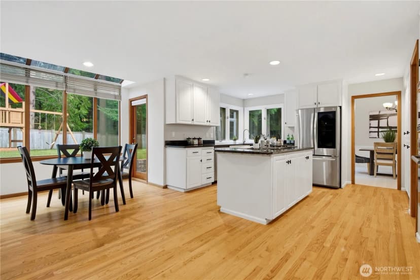 Property photo for 19745 Ne 127th Place, Woodinville photo 14