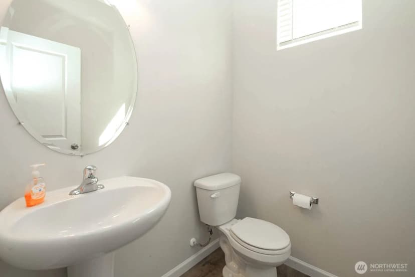 Property photo for 32525 Marguerite Lane, Sultan photo 15