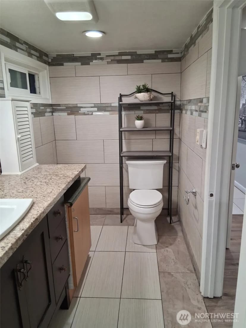 Property photo for 8242 S 128th Street, Seattle photo 14