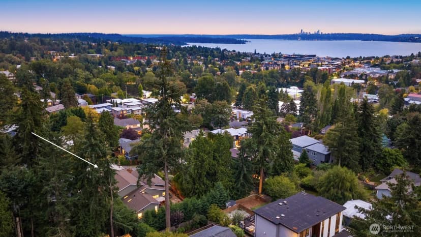 Property photo for 11344 Ne 90th Street, Kirkland photo 37