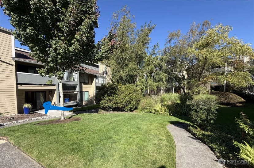 Property photo for 4820 200th Street Sw #b101, Lynnwood photo 3