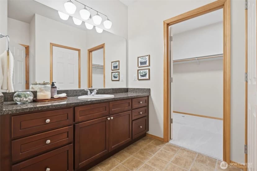 Property photo for 20267 Fortune Place Ne, Poulsbo photo 30