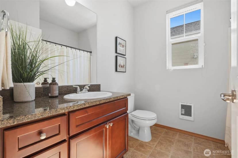 Property photo for 20267 Fortune Place Ne, Poulsbo photo 8