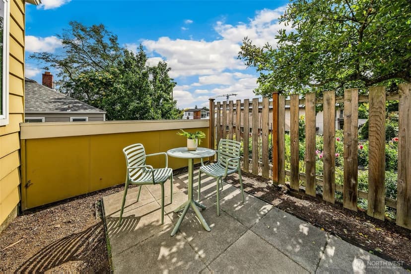 Property photo for 1015 N 40th Street, Seattle photo 13