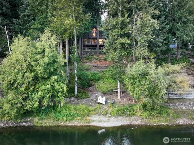 Property photo for 4908 W Tapps Drive E, Lake Tapps photo 2