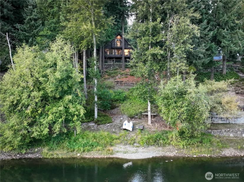 Property photo for 4908 W Tapps Drive E, Lake Tapps photo 2