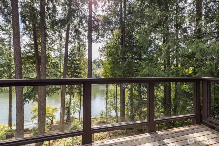 Property photo for 4908 W Tapps Drive E, Lake Tapps photo 17