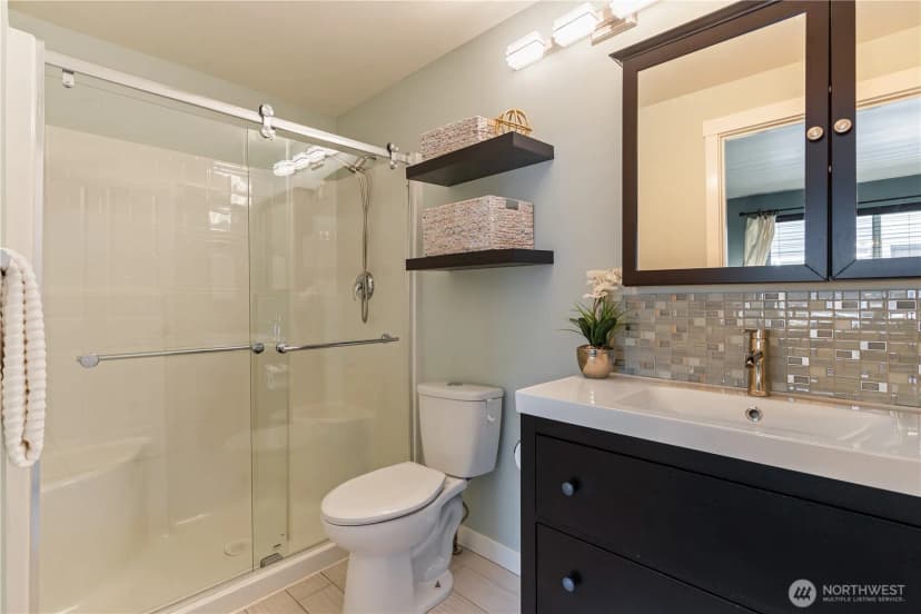 Property photo for 11920 98th Avenue Ne #302, Kirkland photo 14