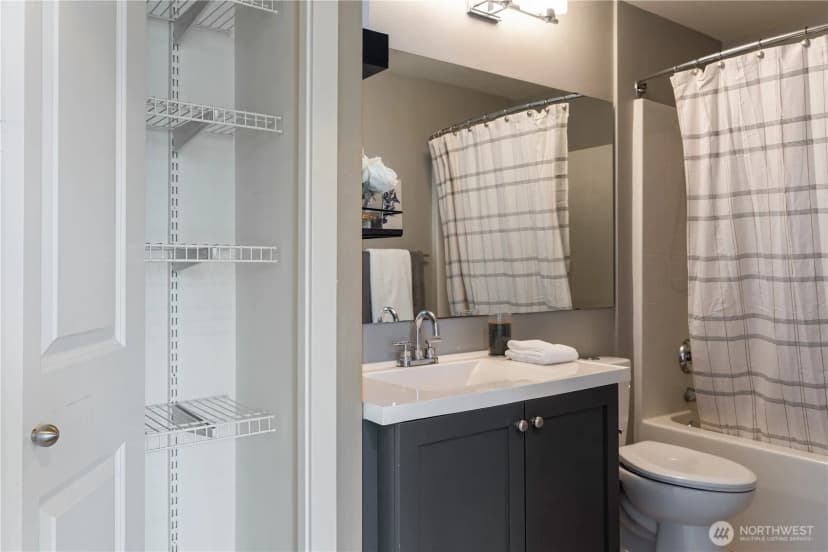 Property photo for 11920 98th Avenue Ne #302, Kirkland photo 9