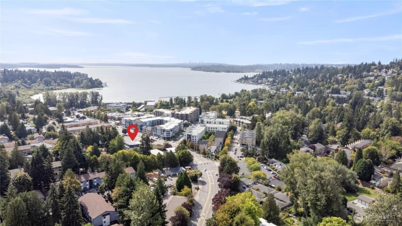Property photo for 11920 98th Avenue Ne #302, Kirkland photo 23
