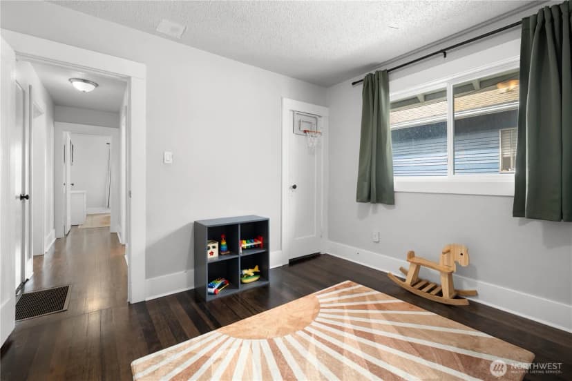 Property photo for 6243 S Warner Street, Tacoma photo 17