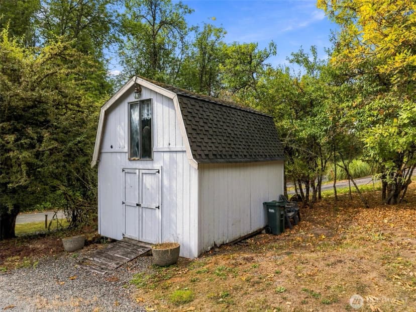Property photo for 2617 Cottage Road E, Sumner photo 14