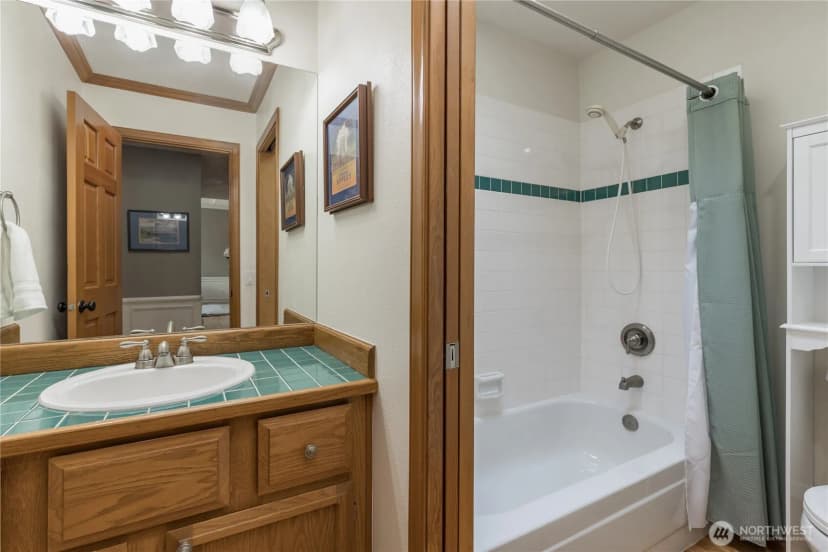 Property photo for 34203 136th Avenue Se, Auburn photo 18