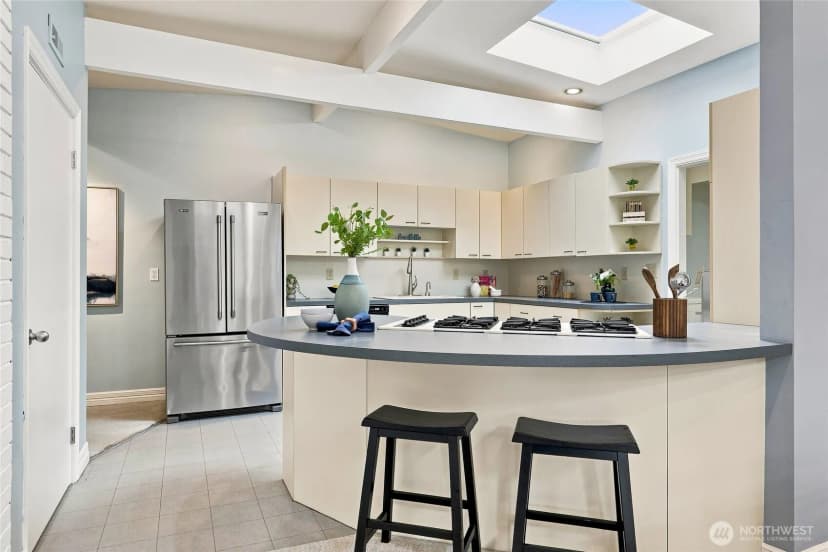 Property photo for 8218 Se 36th Street, Mercer Island photo 13