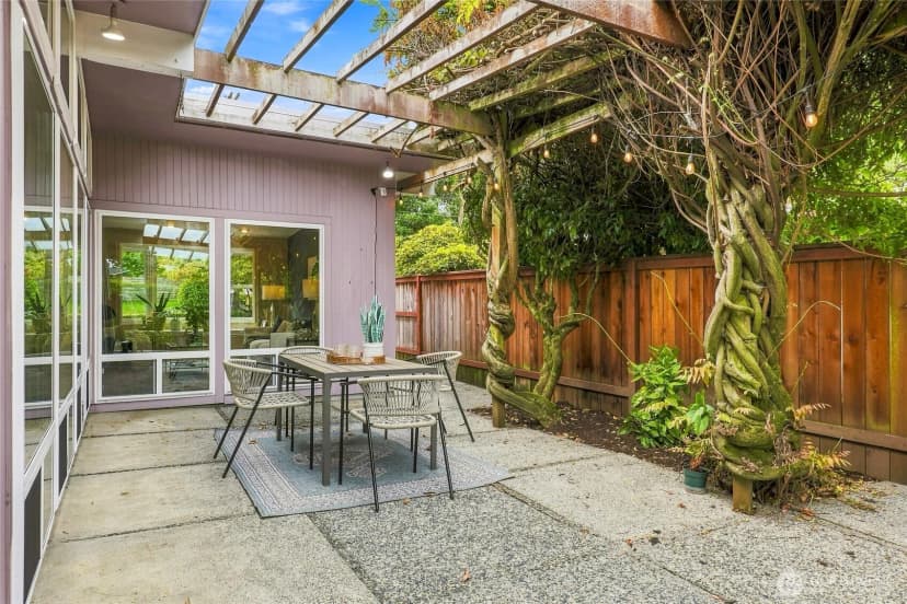 Property photo for 8218 Se 36th Street, Mercer Island photo 30