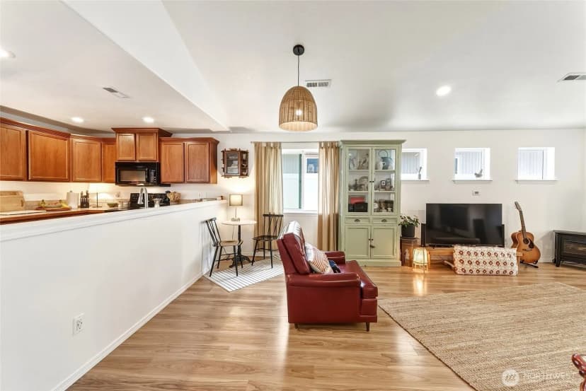 Property photo for 1202 Carver Street, College Place photo 8