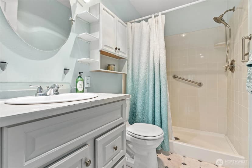 Property photo for 6151 Unrein Drive Se, Ferndale photo 22