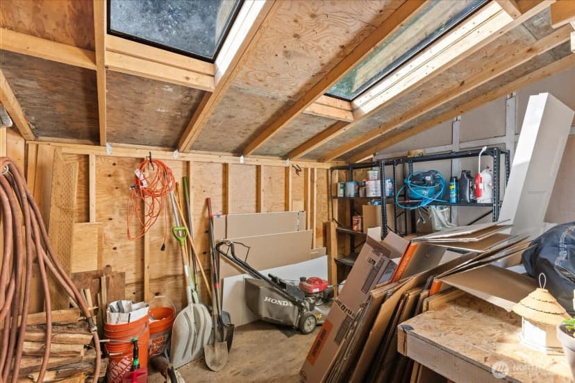 Property photo for 10325 Ne 125th Place, Kirkland photo 25