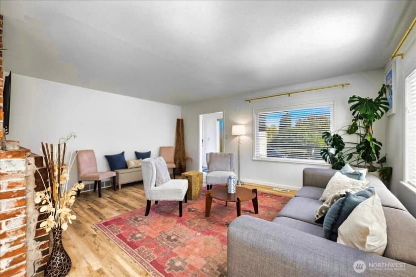 Property photo for 8629 36th Avenue Sw, Seattle photo 11