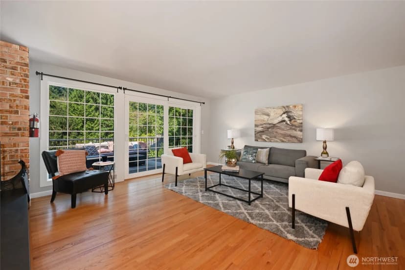 Property photo for 5212 W Mercer Place, Mercer Island photo 8
