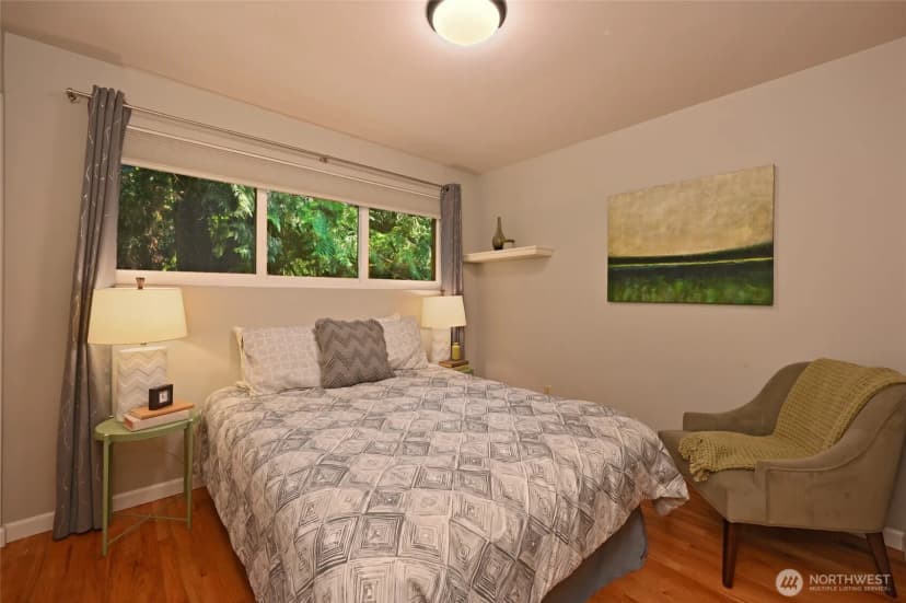 Property photo for 5212 W Mercer Place, Mercer Island photo 14