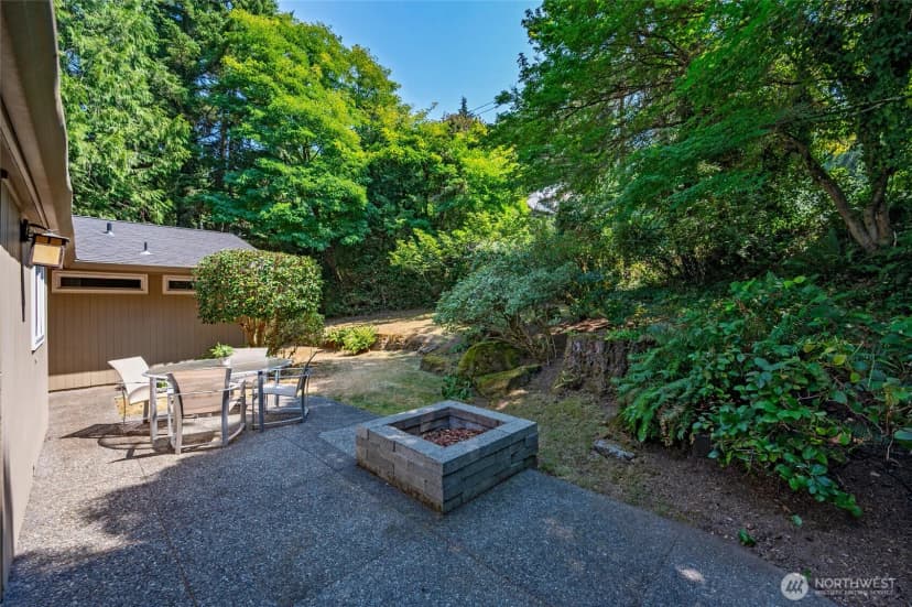 Property photo for 5212 W Mercer Place, Mercer Island photo 27