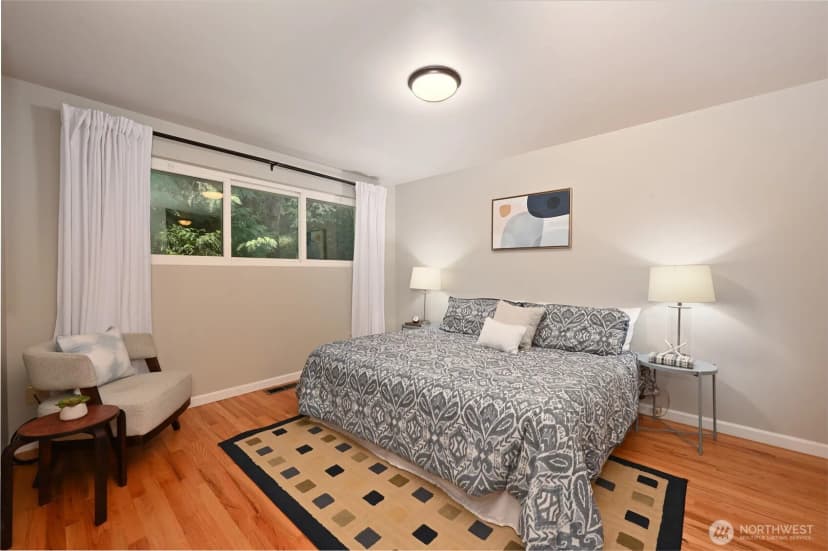 Property photo for 5212 W Mercer Place, Mercer Island photo 13