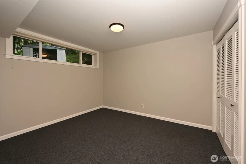 Property photo for 5212 W Mercer Place, Mercer Island photo 22