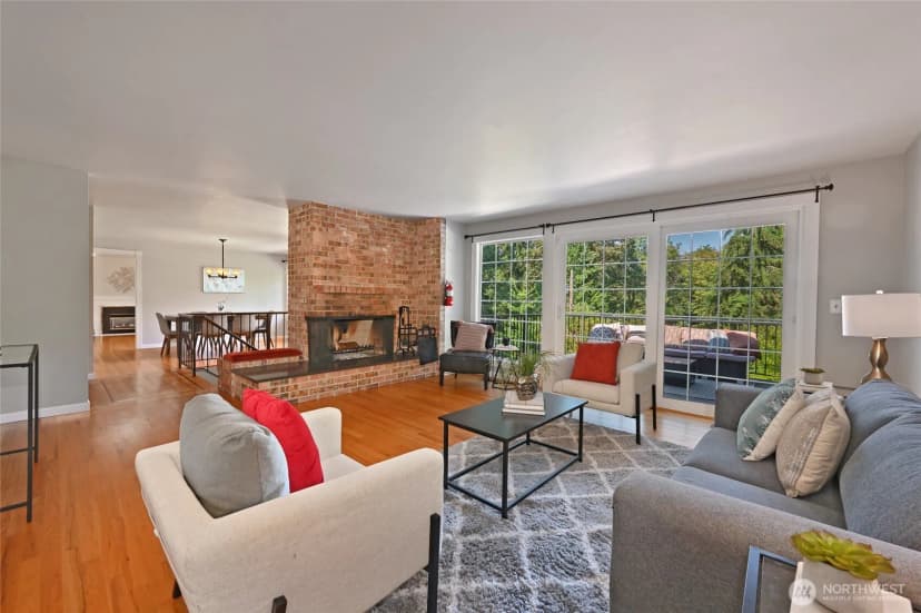Property photo for 5212 W Mercer Place, Mercer Island photo 7