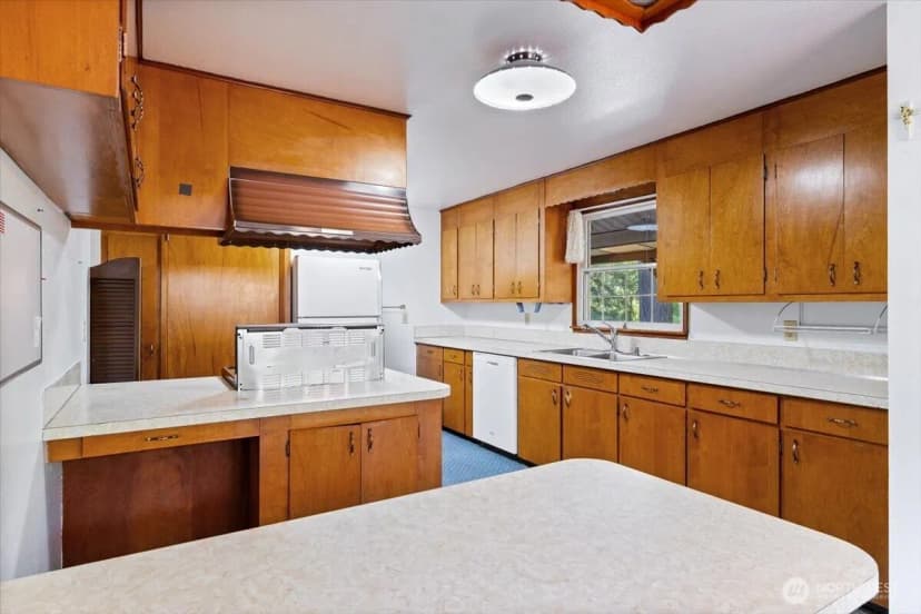 Property photo for 12521 Roosevelt Road, Snohomish photo 9