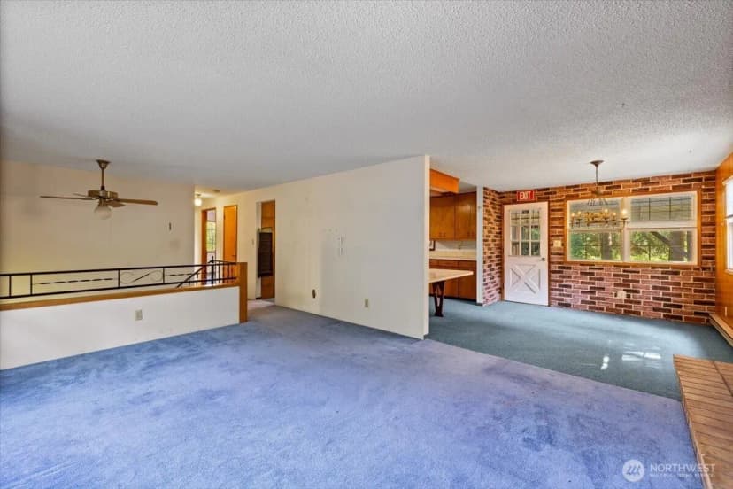 Property photo for 12521 Roosevelt Road, Snohomish photo 6