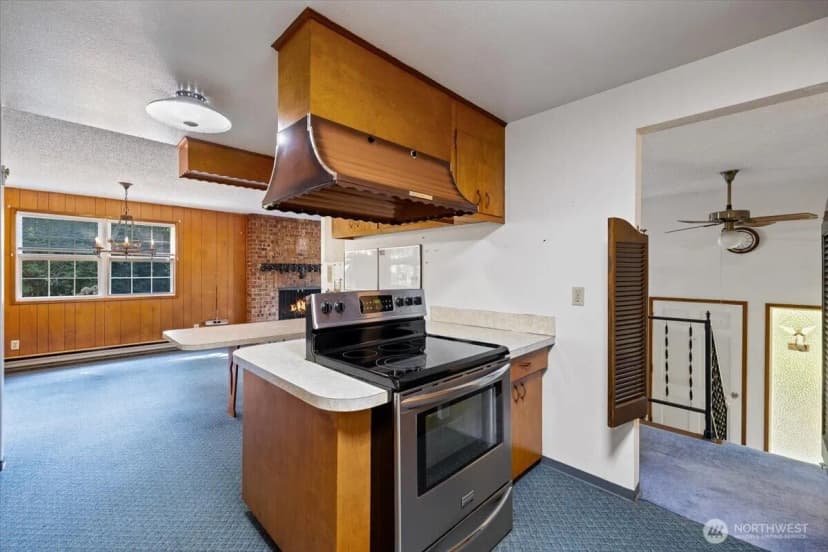 Property photo for 12521 Roosevelt Road, Snohomish photo 10