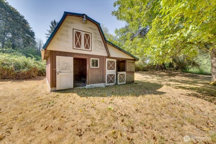 Property photo for 12521 Roosevelt Road, Snohomish photo 24