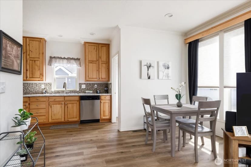 Property photo for 225 Ne Ernst Street #114, Oak Harbor photo 7