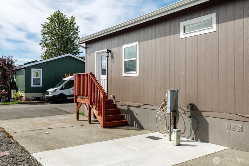Property photo for 225 Ne Ernst Street #114, Oak Harbor photo 23