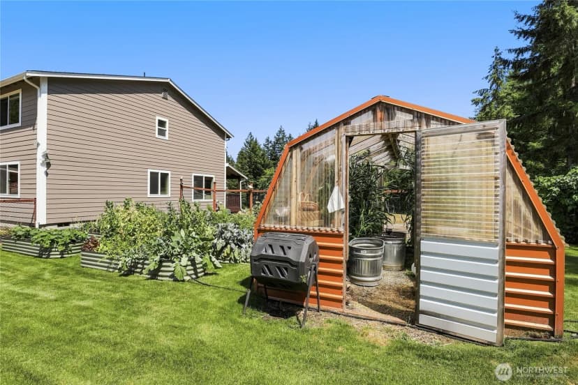 Property photo for 11234 Wicks Lake Road Sw, Port Orchard photo 32