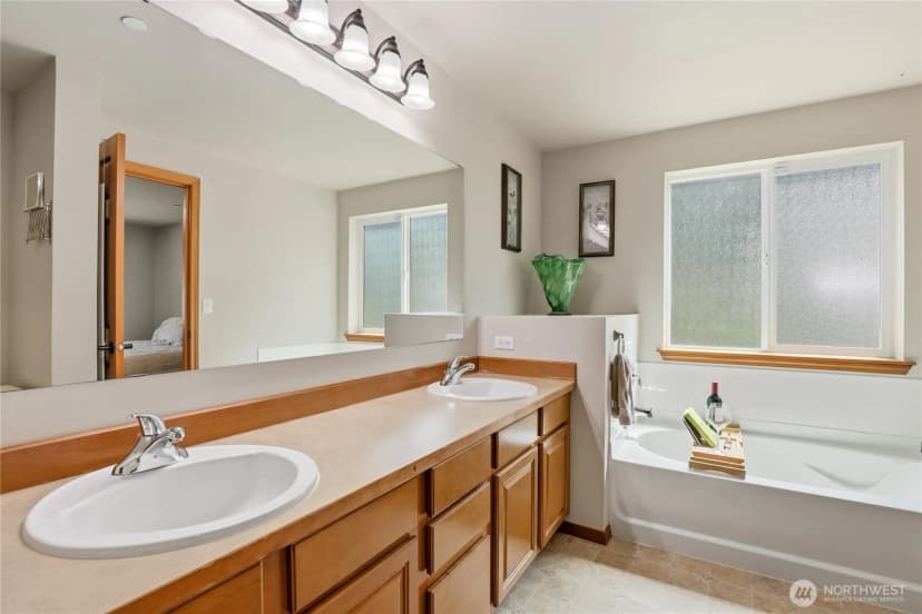 Property photo for 11234 Wicks Lake Road Sw, Port Orchard photo 18