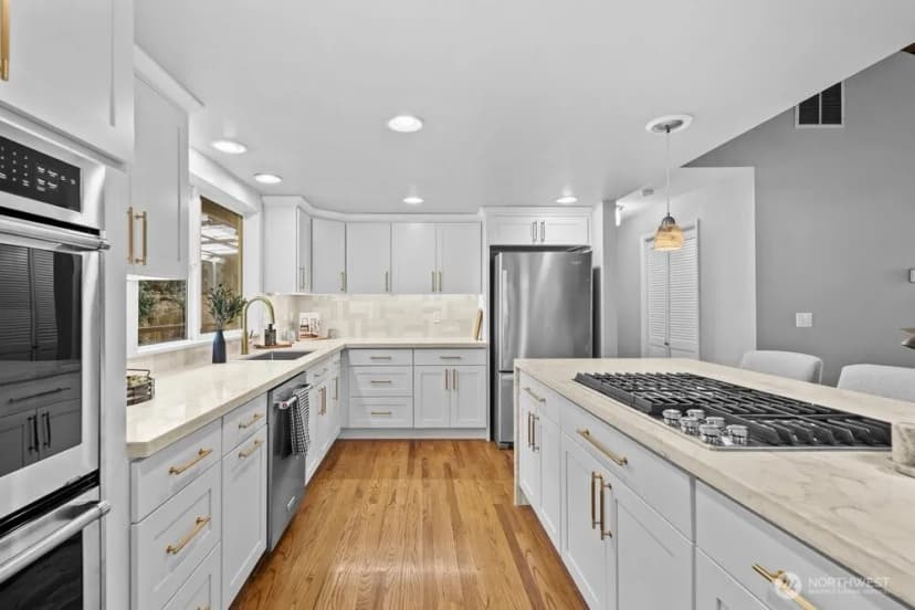 Property photo for 618 Nw 163rd Street, Shoreline photo 13