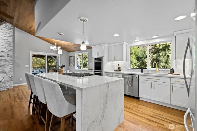 Property photo for 618 Nw 163rd Street, Shoreline photo 17