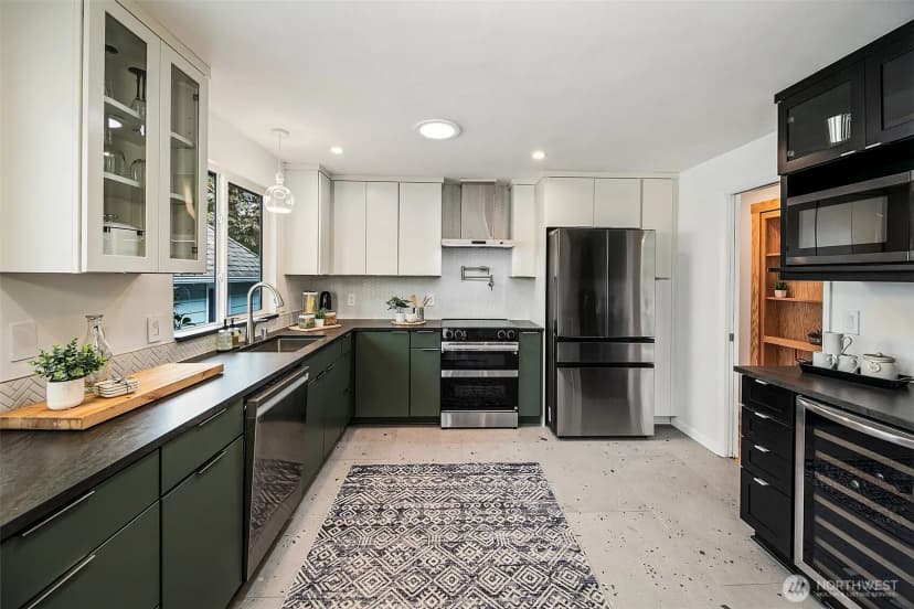 Property photo for 2137 N 86th Street, Seattle photo 11