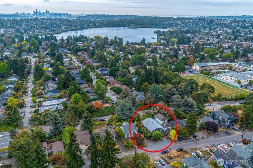 Property photo for 2137 N 86th Street, Seattle photo 33